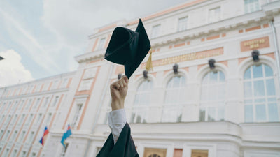 Graduation Jewelry Gifts for 2026: For the Moments that Bloom Next