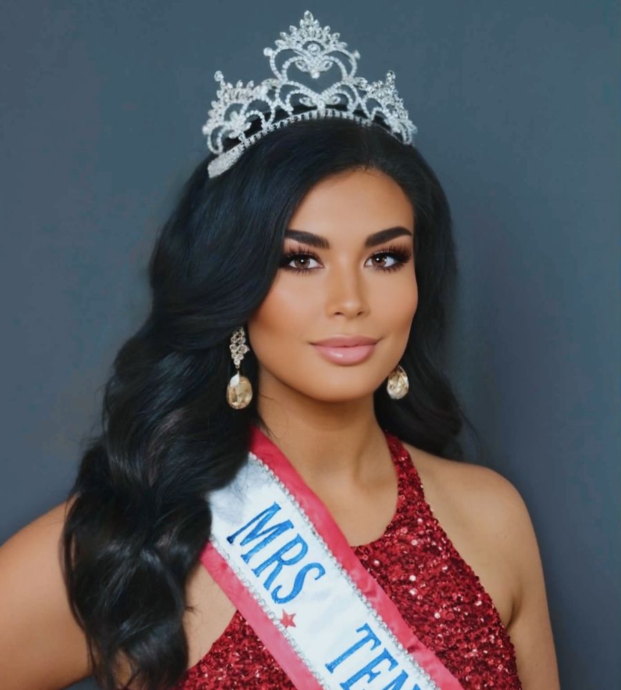 Where Strength Meets Sparkle: Kirsten’s Year as Mrs. Tennessee